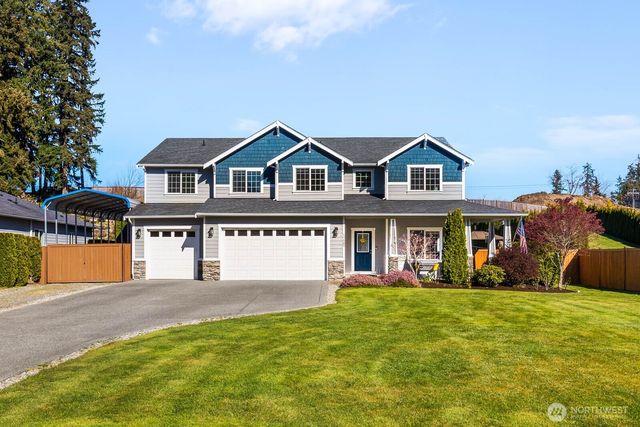 17505 38th Ave Ct E, Tacoma, WA 98446