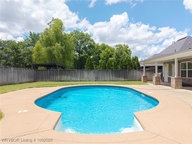 7212 Stonebrook Drive, Fort Smith, AR 72916
