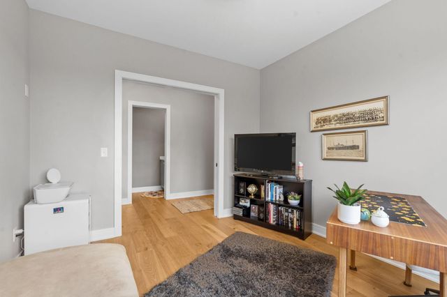 25460 Park Lane, Excelsior, MN 55331