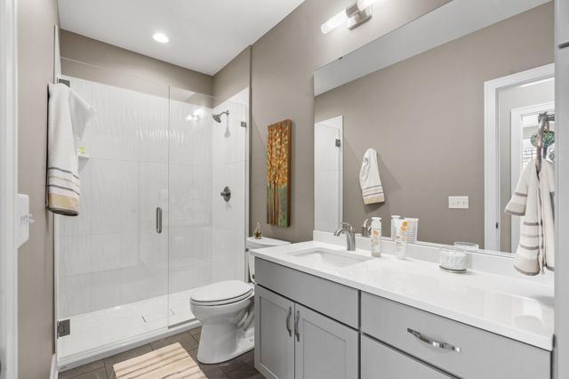 25460 Park Lane, Excelsior, MN 55331