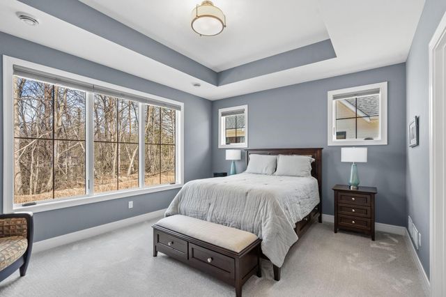 25460 Park Lane, Excelsior, MN 55331