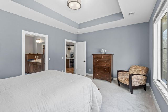 25460 Park Lane, Excelsior, MN 55331