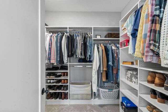 25460 Park Lane, Excelsior, MN 55331