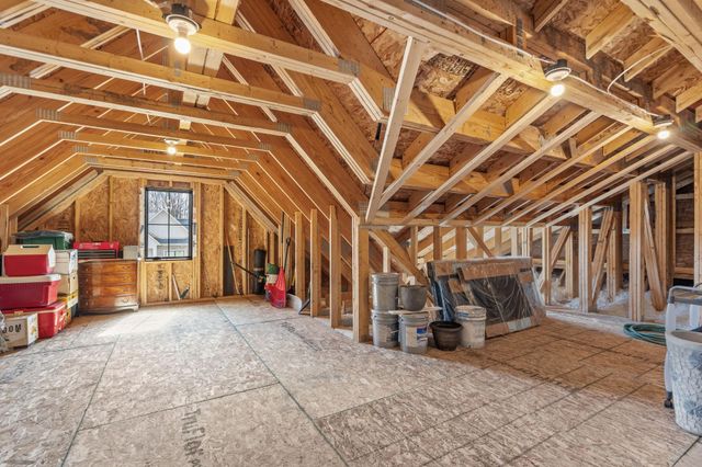 25460 Park Lane, Excelsior, MN 55331