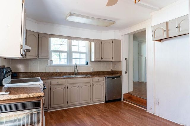 150 Gardner Rd, Spartanburg, SC 29307