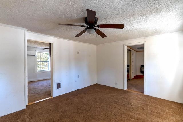 150 Gardner Rd, Spartanburg, SC 29307