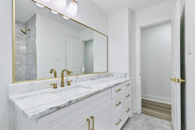 18111 Barbuda Lane, Houston, TX 77058