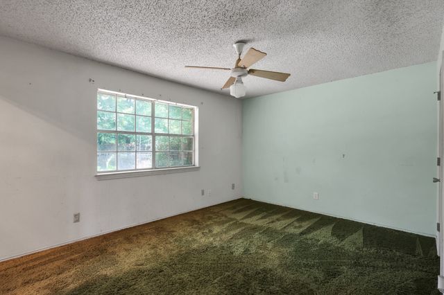 131 Americana Road, Palmer, TX 75152