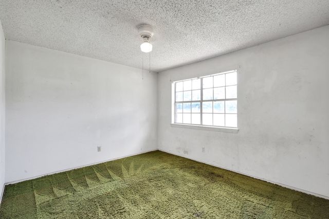 131 Americana Road, Palmer, TX 75152