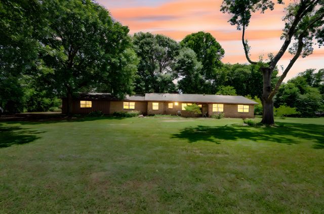 131 Americana Road, Palmer, TX 75152