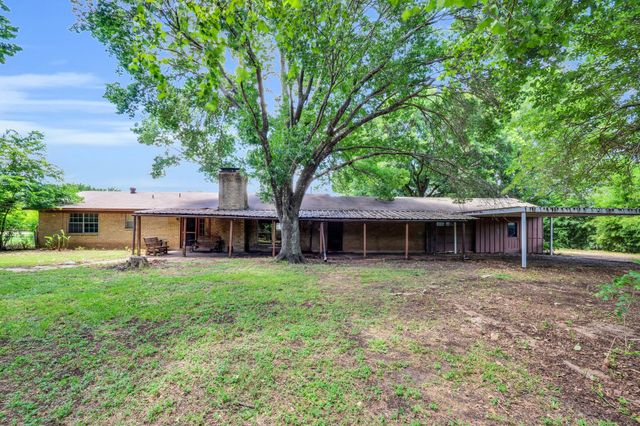 131 Americana Road, Palmer, TX 75152