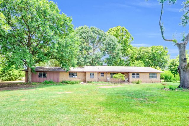131 Americana Road, Palmer, TX 75152