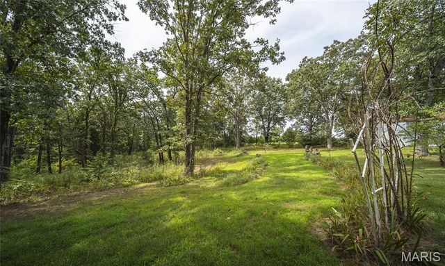 15216 Columbia Road, Dixon, MO 65459