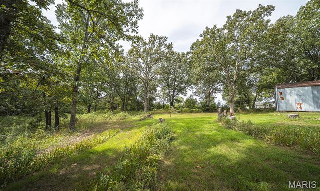 15216 Columbia Road, Dixon, MO 65459