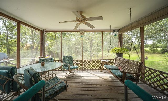 15216 Columbia Road, Dixon, MO 65459