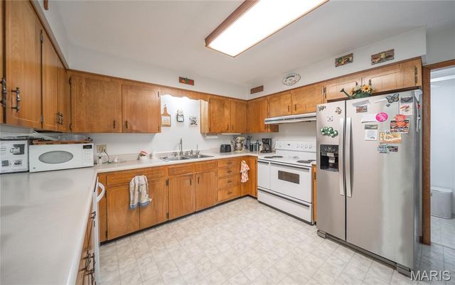 15216 Columbia Road, Dixon, MO 65459