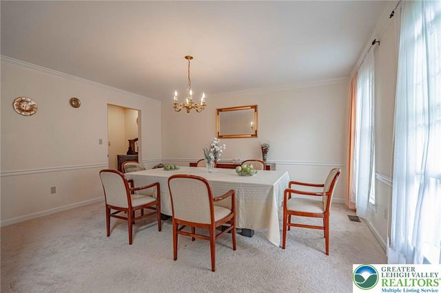 4426 Susan Drive, Bethlehem City, PA 18017