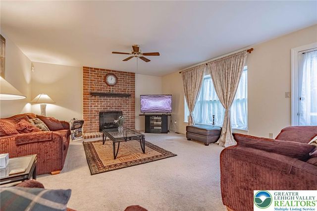 4426 Susan Drive, Bethlehem City, PA 18017