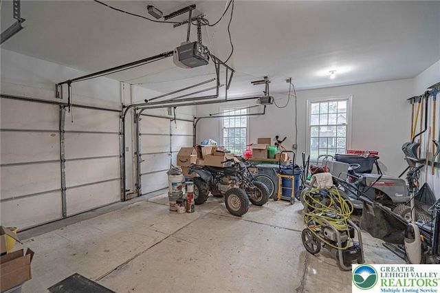 4426 Susan Drive, Bethlehem City, PA 18017