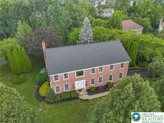 4426 Susan Drive, Bethlehem City, PA 18017