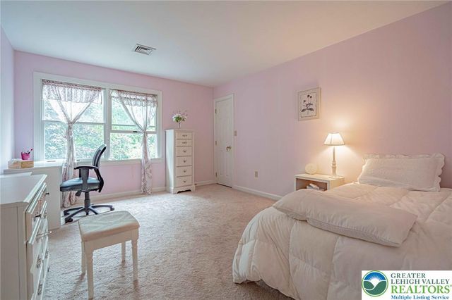 4426 Susan Drive, Bethlehem City, PA 18017