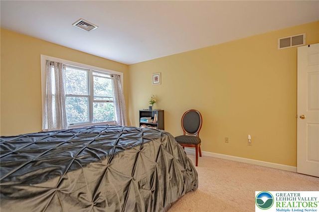 4426 Susan Drive, Bethlehem City, PA 18017