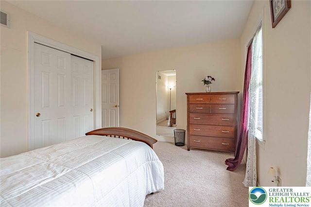 4426 Susan Drive, Bethlehem City, PA 18017