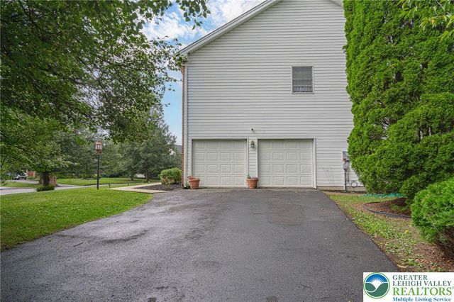 4426 Susan Drive, Bethlehem City, PA 18017