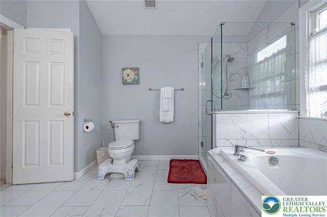4426 Susan Drive, Bethlehem City, PA 18017