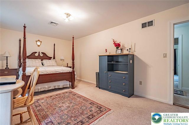 4426 Susan Drive, Bethlehem City, PA 18017