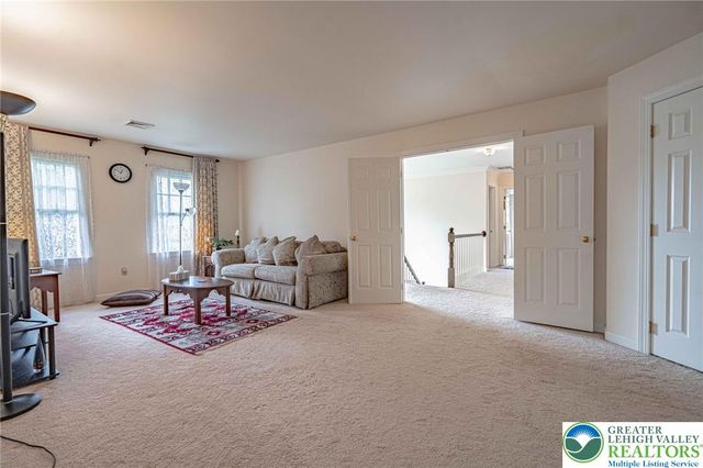 4426 Susan Drive, Bethlehem City, PA 18017