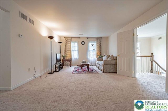 4426 Susan Drive, Bethlehem City, PA 18017