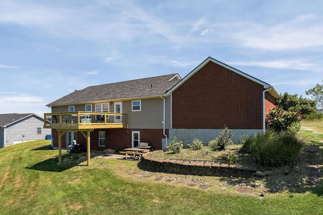 140 Saddlebrook Lane, Dry Ridge, KY 41035