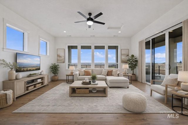 8049 Golden Hills Road, Nampa, ID 83686