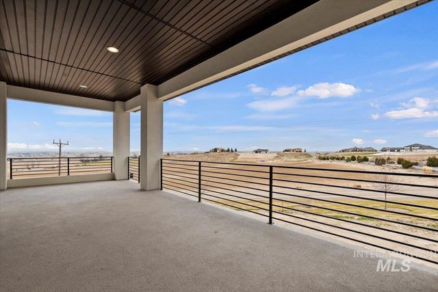 8049 Golden Hills Road, Nampa, ID 83686