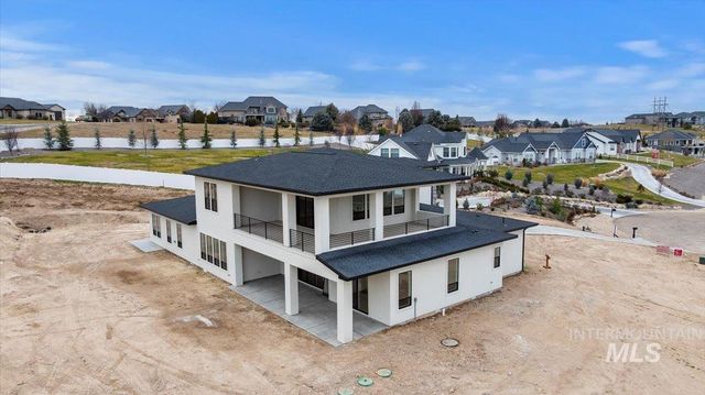 8049 Golden Hills Road, Nampa, ID 83686