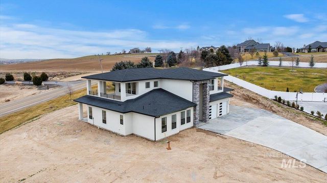 8049 Golden Hills Road, Nampa, ID 83686