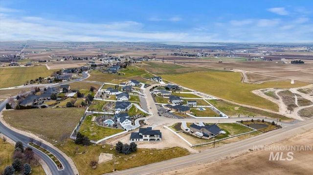 8049 Golden Hills Road, Nampa, ID 83686