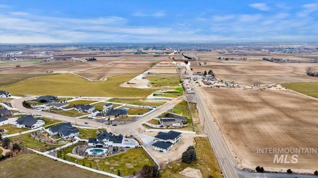 8049 Golden Hills Road, Nampa, ID 83686