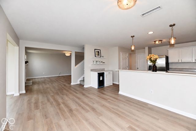 6116 Pebblebrooke, Whitestown, IN 46075