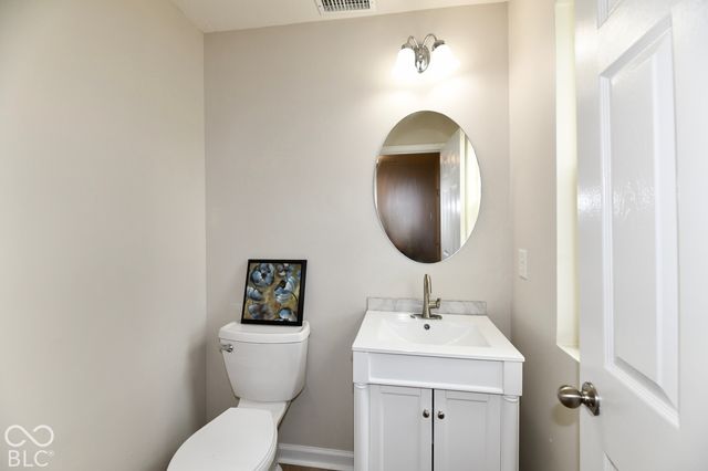 6116 Pebblebrooke, Whitestown, IN 46075