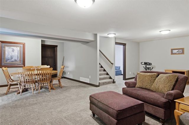 1835 Willow Creek Parkway, Chippewa Falls, WI 54729