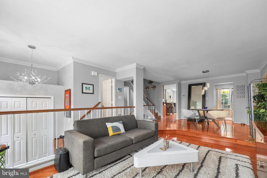 44004 FLORENCE TER, Ashburn, VA 20147