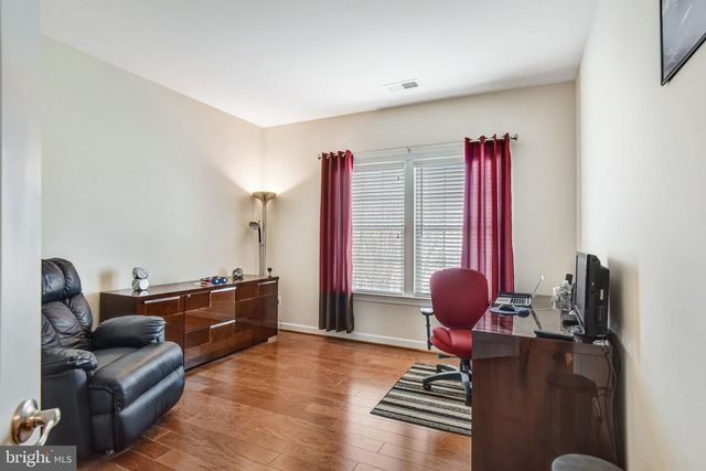 24944 EARLSFORD DR, Chantilly, VA 20152