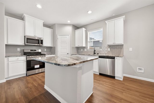 533 Stone Placa Trail, Brookshire, TX 77423