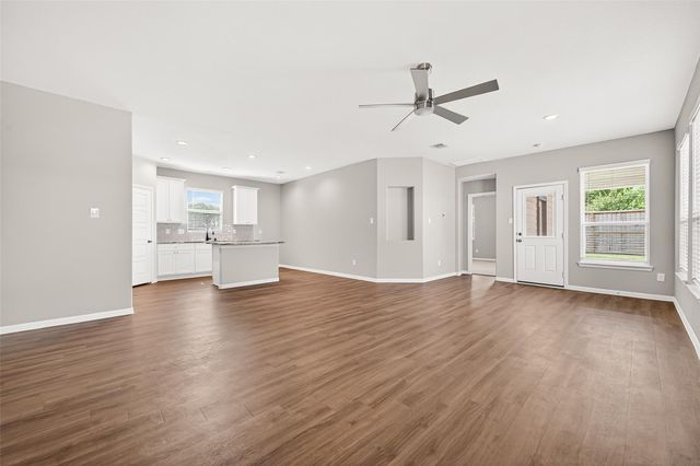 533 Stone Placa Trail, Brookshire, TX 77423