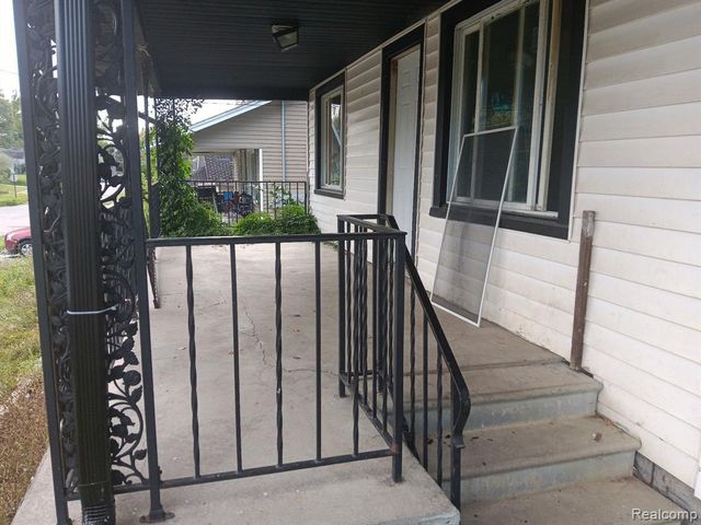 2464 Gibson Street, Flint, MI 48503