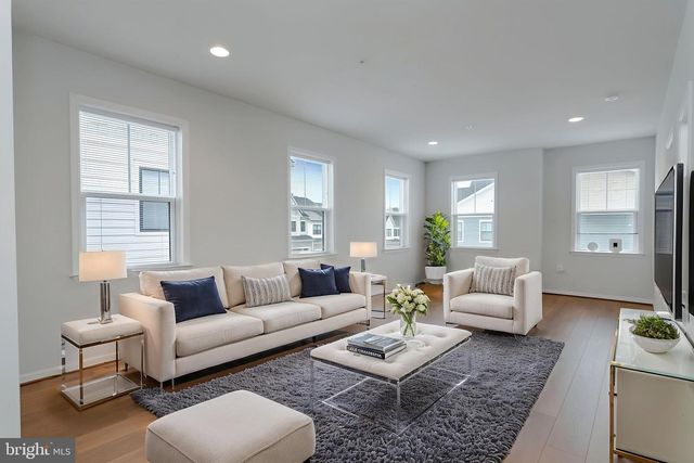 43899 SIREN SONG TER, Leesburg, VA 20176