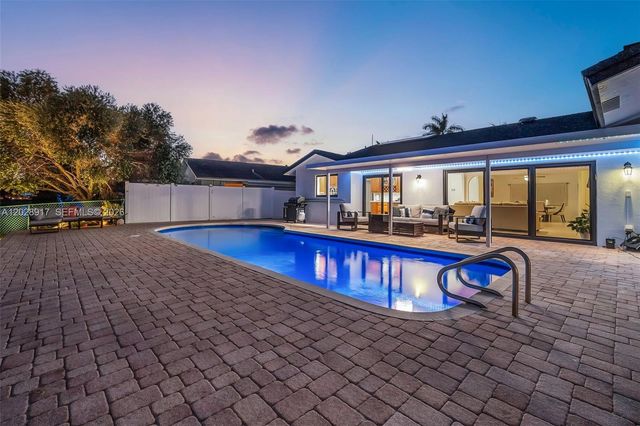 1310 SW 26th Avenue, Deerfield Beach, FL 33442