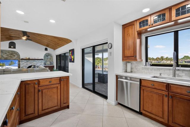 1310 SW 26th Avenue, Deerfield Beach, FL 33442